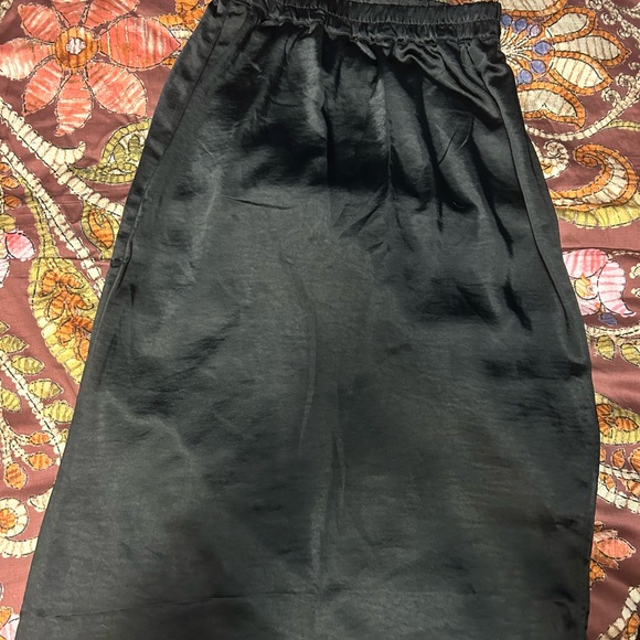 GAP Black skirt size small - Picture 4 of 5